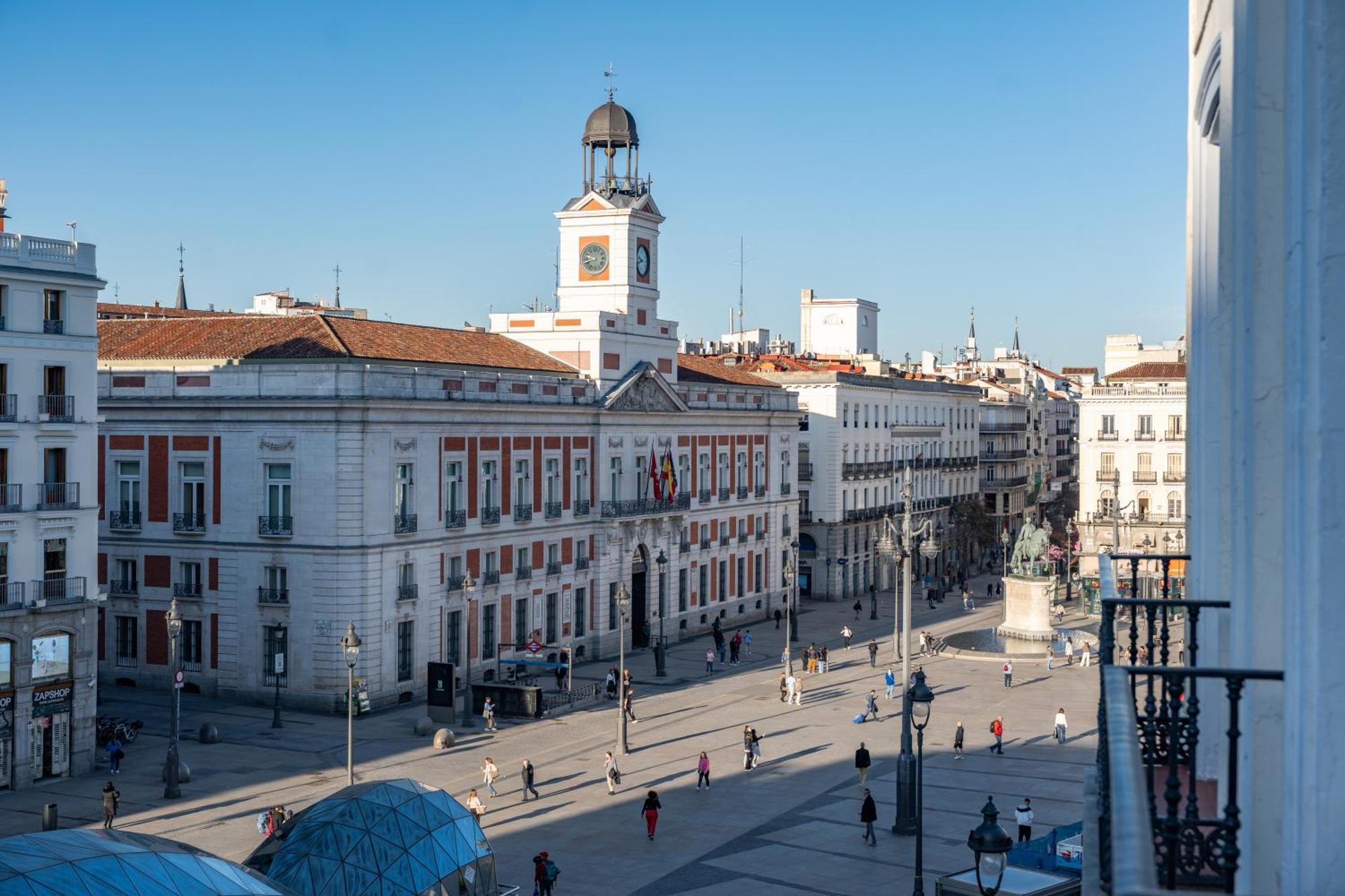 Fortinn Puerta Del Sol Madrid Exterior photo