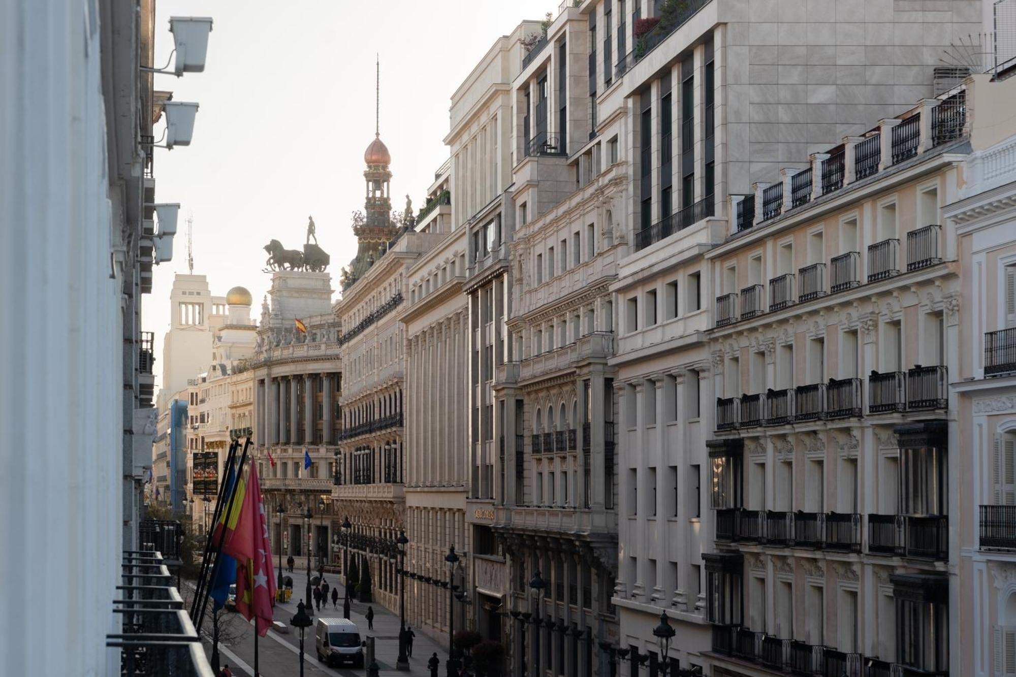 Fortinn Puerta Del Sol Madrid Exterior photo